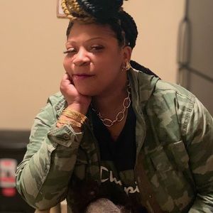 Meet your Posher, Jazmine